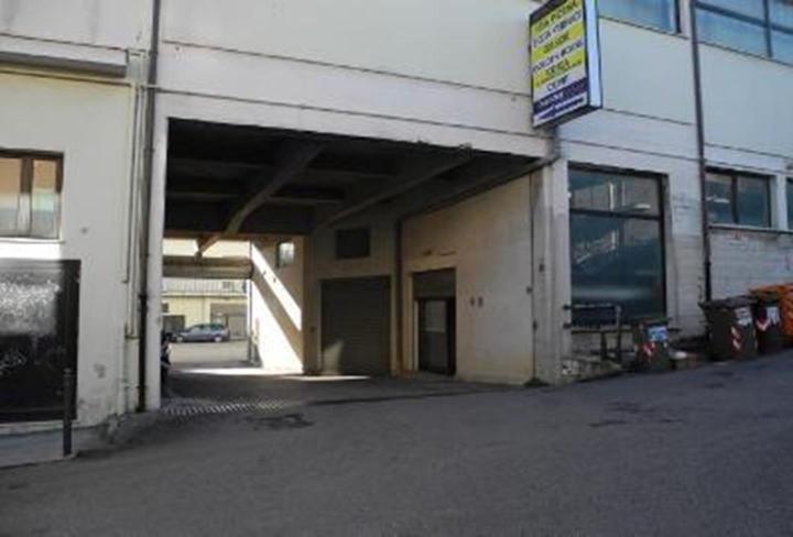 San Benedetto del Tronto (AP) Via Moncenisio n. 1 - Commerciale