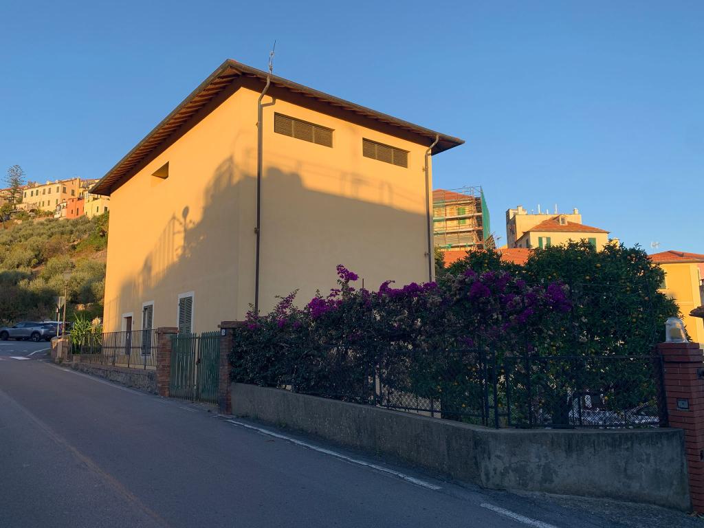 Cervo (SV) Via 2 Giugno 7 - Residenziale