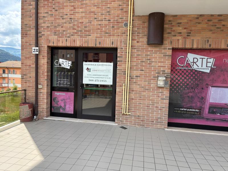 L'Aquila (AQ) Via Giovanni Pascoli 30 - Direzionale