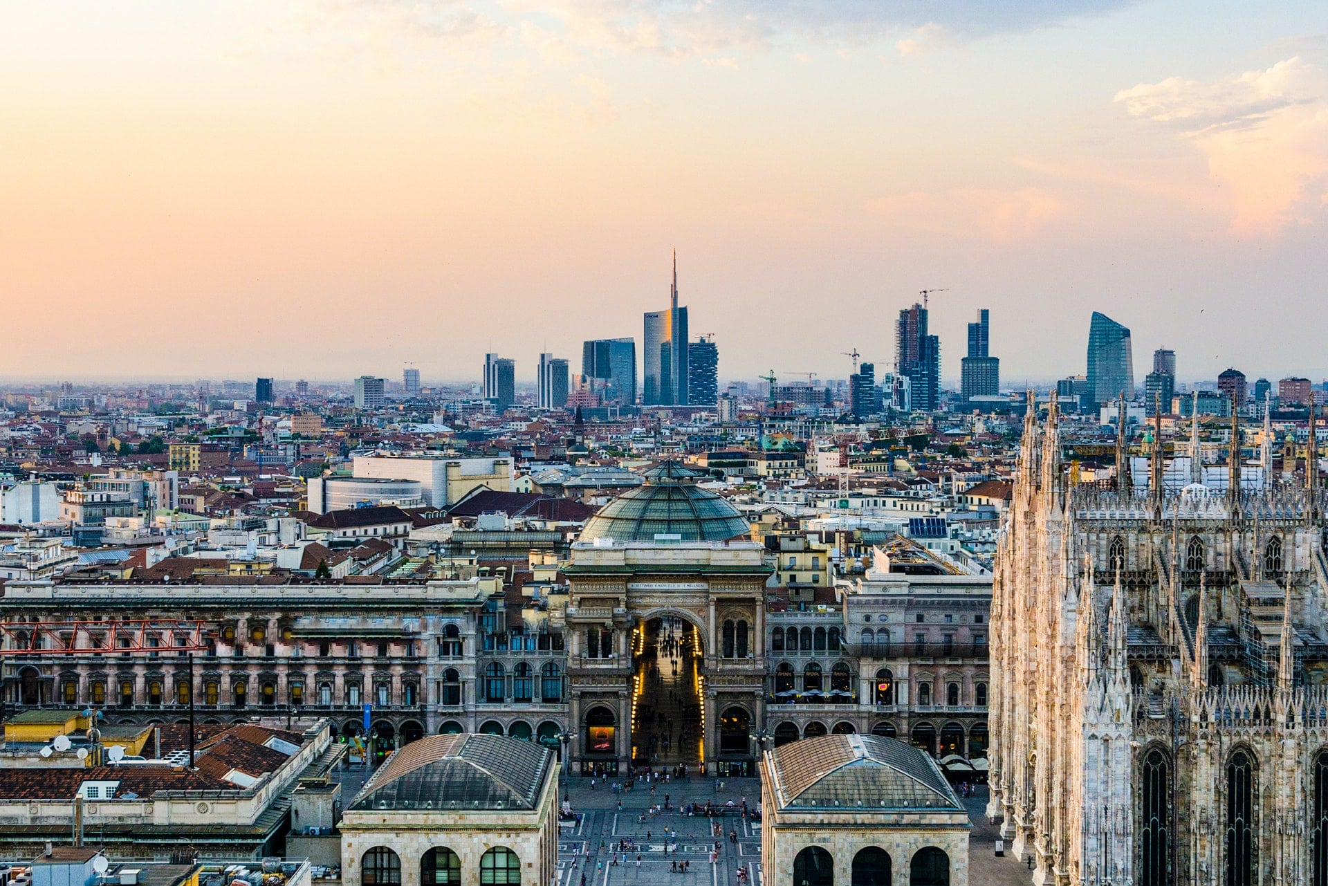 Panorama di Milano, immagine del sito storico Asset Service